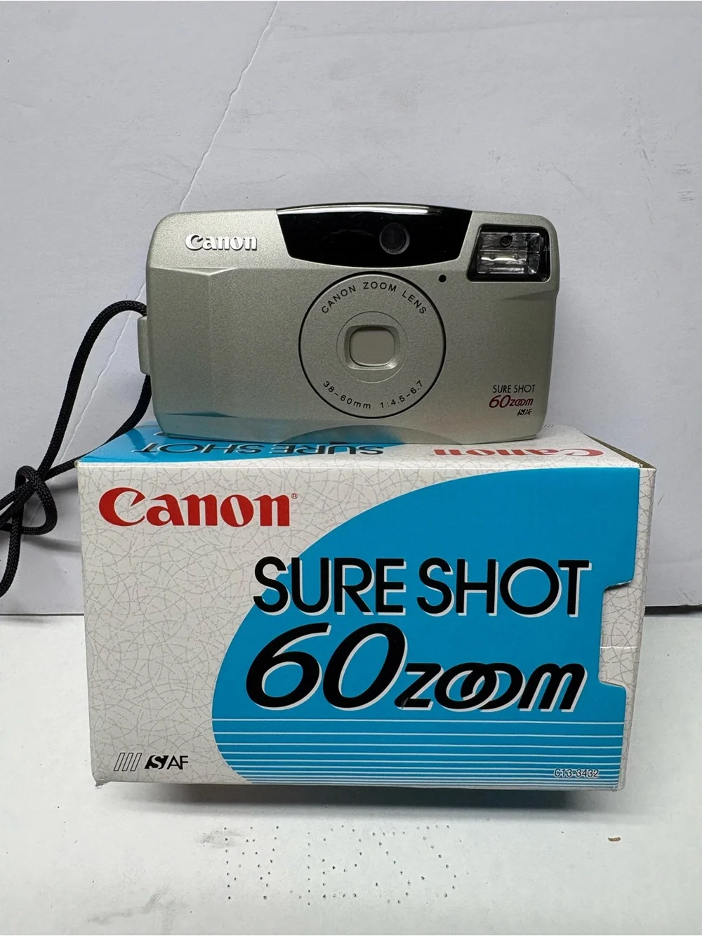 BRAND NEW VTG Canon Sure Shot 60 Zoom Shot 35mm Point & Shoot Film Camera NOS